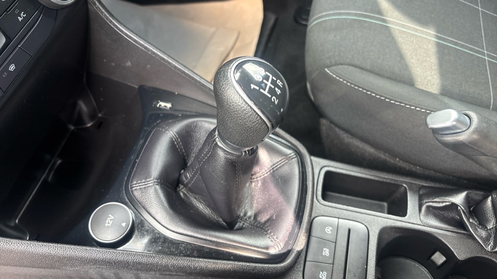 Ford Fiesta 1.1 Trend 5dr Petrol Hatchback - Image 13