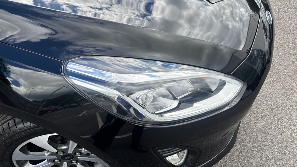 Ford Fiesta 1.1 Trend 5dr Petrol Hatchback - Image 21