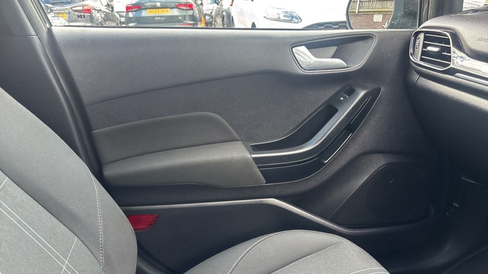 Ford Fiesta 1.1 Trend 5dr Petrol Hatchback - Image 27
