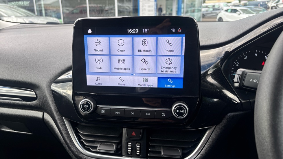Ford Fiesta 1.1 Trend 5dr Petrol Hatchback - Image 31
