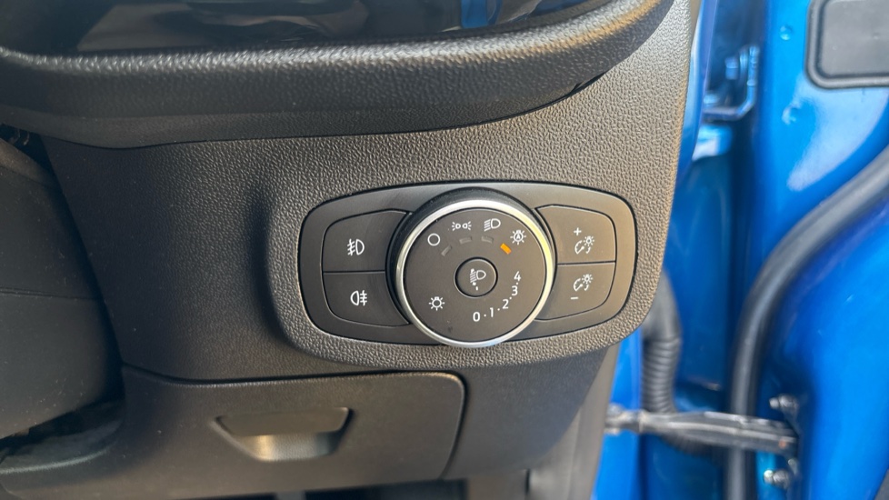 Ford Fiesta 1.0 EcoBoost Hybrid mHEV 125 Titanium 5dr Petrol Hatchback - Image 29