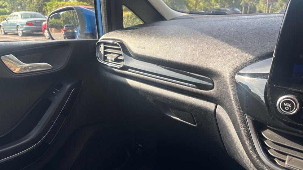 Ford Fiesta 1.0 EcoBoost Hybrid mHEV 125 Titanium 5dr Petrol Hatchback - Image 31