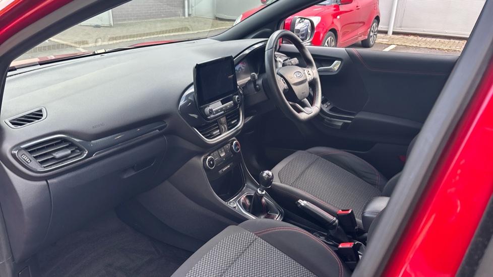 Ford Puma 1.0 EcoBoost Hybrid mHEV ST-Line 5dr Petrol Hatchback - Image 9