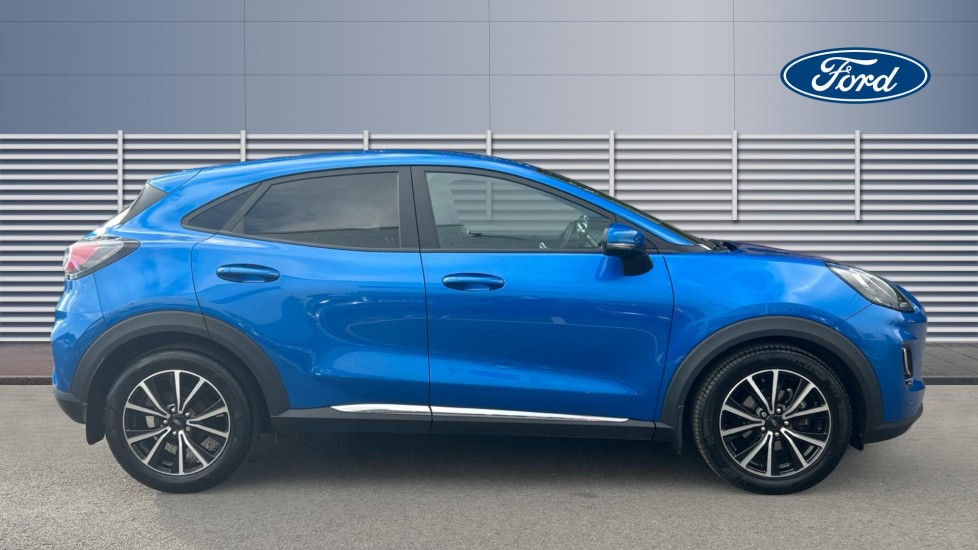 Ford Puma 1.0 EcoBoost Hybrid mHEV Titanium 5dr Petrol Hatchback - Image 5