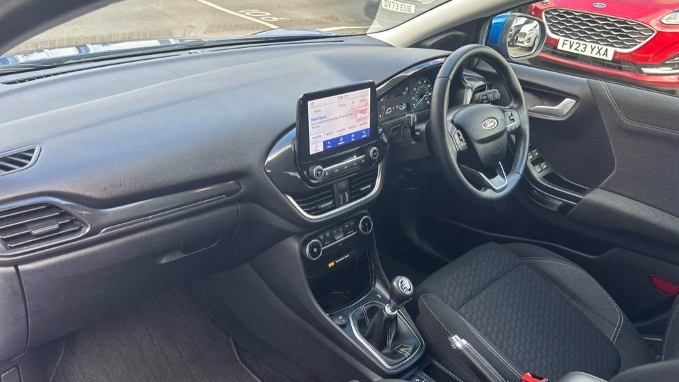 Ford Puma 1.0 EcoBoost Hybrid mHEV Titanium 5dr Petrol Hatchback - Image 9