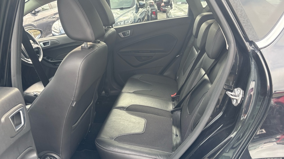 Ford Fiesta 1.0 EcoBoost Titanium X 5dr Powershift Petrol Hatchback - Image 16