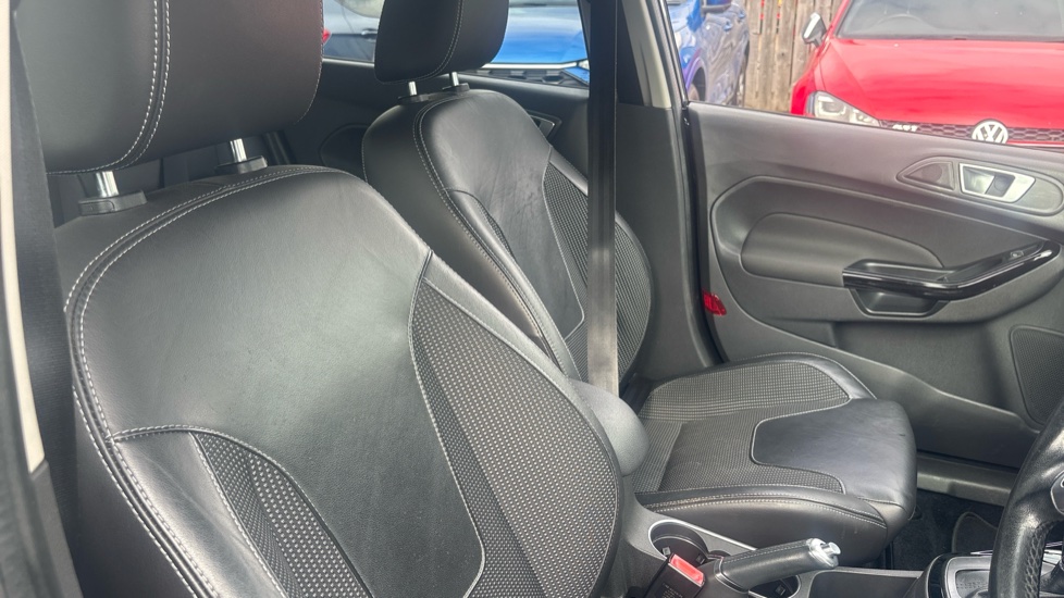 Ford Fiesta 1.0 EcoBoost Titanium X 5dr Powershift Petrol Hatchback - Image 26