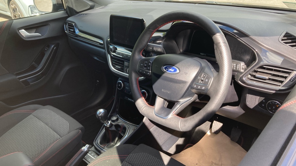 Ford Puma 1.0 EcoBoost Hybrid mHEV ST-Line 5dr Petrol Hatchback - Image 11