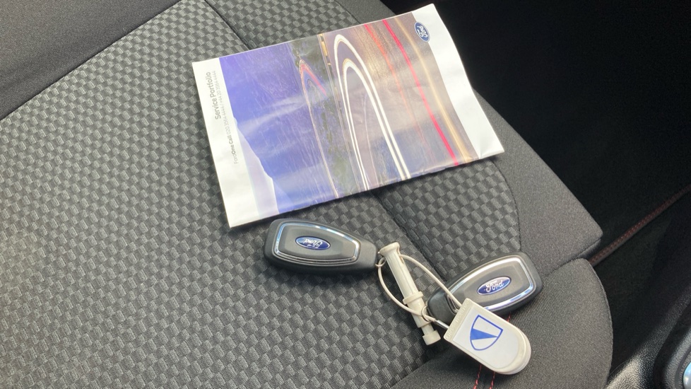 Ford Puma 1.0 EcoBoost Hybrid mHEV ST-Line 5dr Petrol Hatchback - Image 19