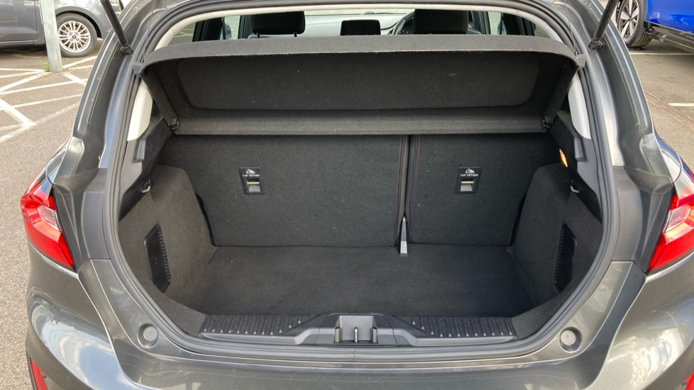 Ford Fiesta 1.0 EcoBoost Active 5dr Petrol Hatchback - Image 4