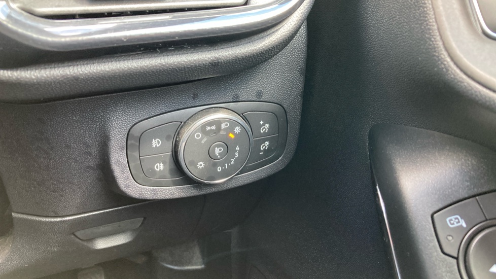 Ford Fiesta 1.0 EcoBoost Active 5dr Petrol Hatchback - Image 22