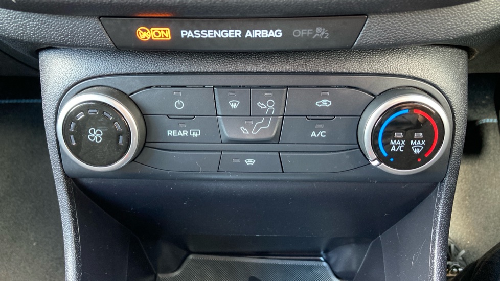 Ford Fiesta 1.0 EcoBoost Active 5dr Petrol Hatchback - Image 28
