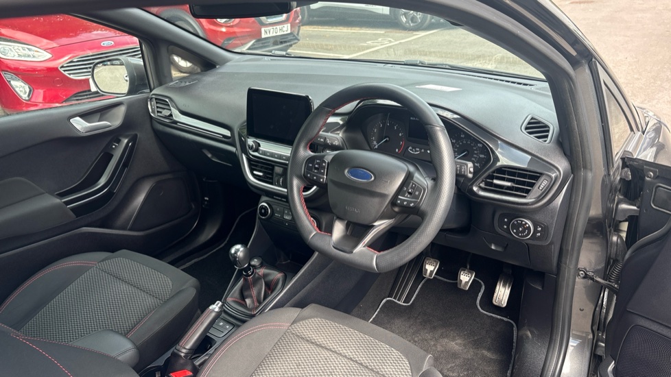 Ford Fiesta 1.0 EcoBoost Hybrid mHEV 125 ST-Line Edition 3dr Petrol Hatchback - Image 11