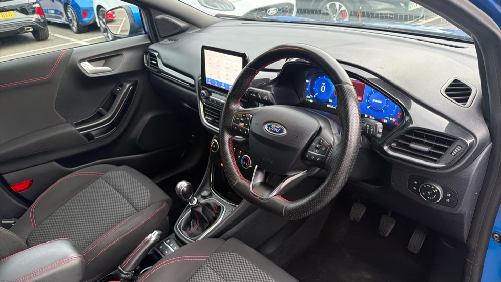 Ford Puma 1.0 EcoBoost Hybrid mHEV ST-Line 5dr Petrol Hatchback - Image 11