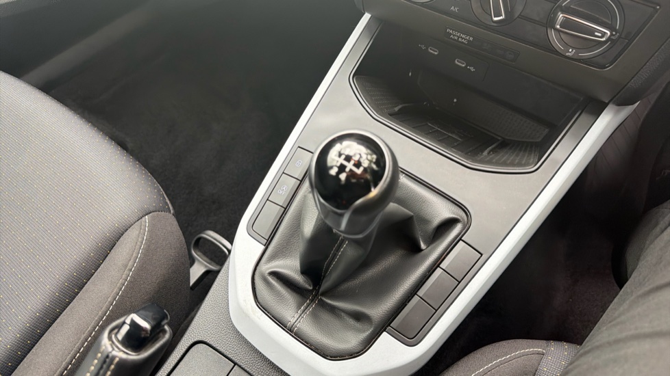 SEAT Arona 1.0 TSI SE Technology 5dr Petrol Hatchback - Image 13