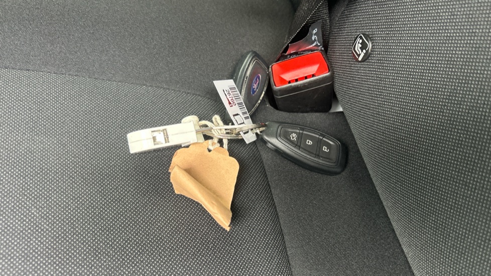 Ford Fiesta 1.0 EcoBoost ST-Line 5dr Petrol Hatchback - Image 20