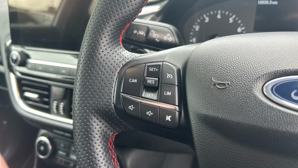 Ford Fiesta 1.0 EcoBoost ST-Line 5dr Petrol Hatchback - Image 32