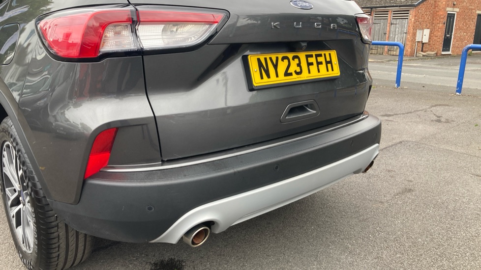 Ford Kuga 1.5 EcoBoost 150 Titanium Edition 5dr Petrol Estate - Image 39