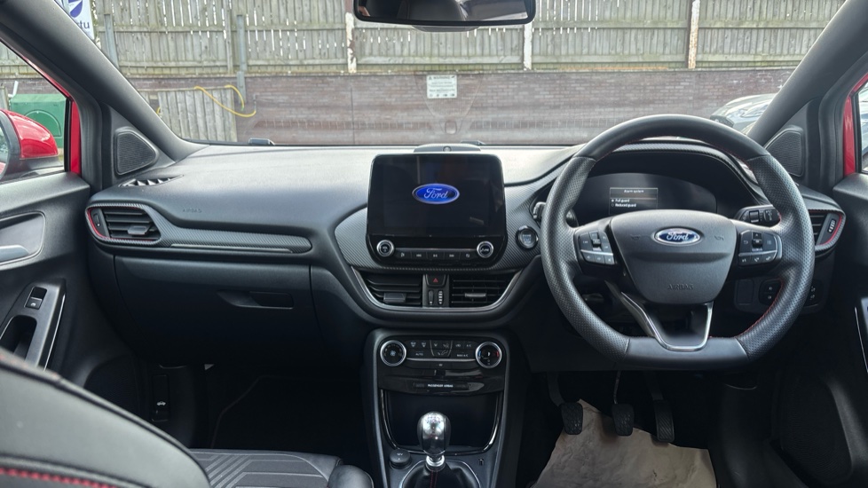 Ford Puma 1.0 EcoBoost Hybrid mHEV ST-Line X 5dr Petrol Hatchback - Image 10
