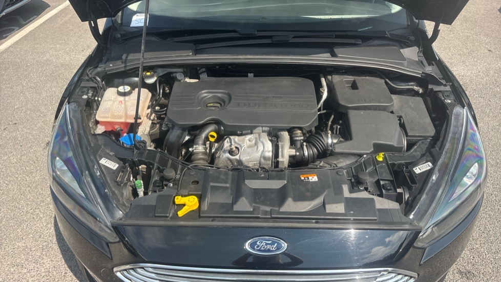 Ford Focus 1.5 TDCi 120 Titanium 5dr Diesel Hatchback - Image 8