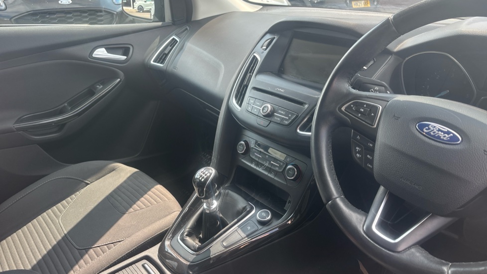 Ford Focus 1.5 TDCi 120 Titanium 5dr Diesel Hatchback - Image 14