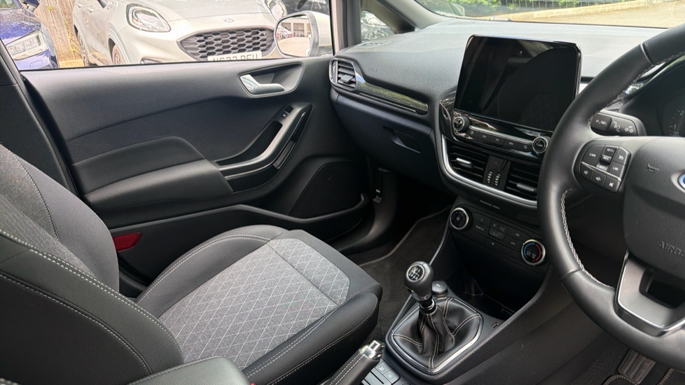 Ford Fiesta 1.0 EcoBoost Hybrid mHEV 125 Active Edition 5dr Petrol Hatchback - Image 14