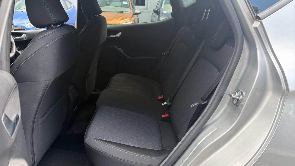Ford Fiesta 1.0 EcoBoost Hybrid mHEV 125 Active Edition 5dr Petrol Hatchback - Image 16