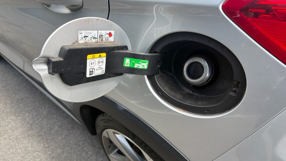 Ford Fiesta 1.0 EcoBoost Hybrid mHEV 125 Active Edition 5dr Petrol Hatchback - Image 34