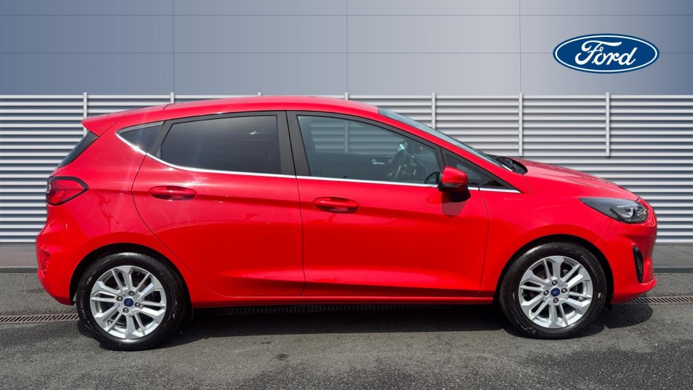 Ford Fiesta 1.0 EcoBoost Hybrid mHEV 125 Titanium 5dr Petrol Hatchback - Image 5