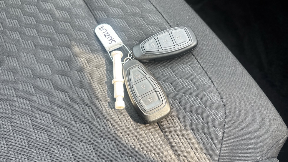 Ford Fiesta 1.0 EcoBoost Hybrid mHEV 125 Titanium 5dr Petrol Hatchback - Image 20