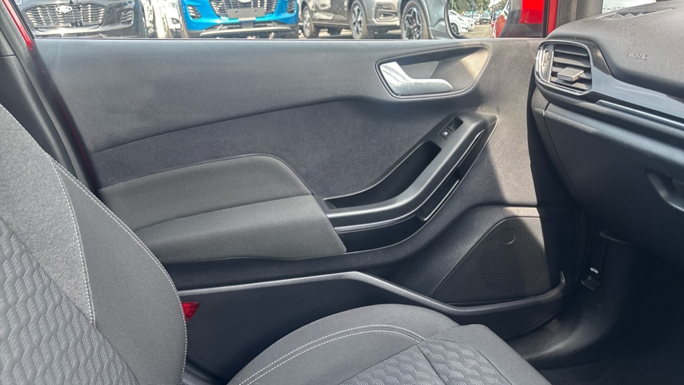 Ford Fiesta 1.0 EcoBoost Hybrid mHEV 125 Titanium 5dr Petrol Hatchback - Image 28