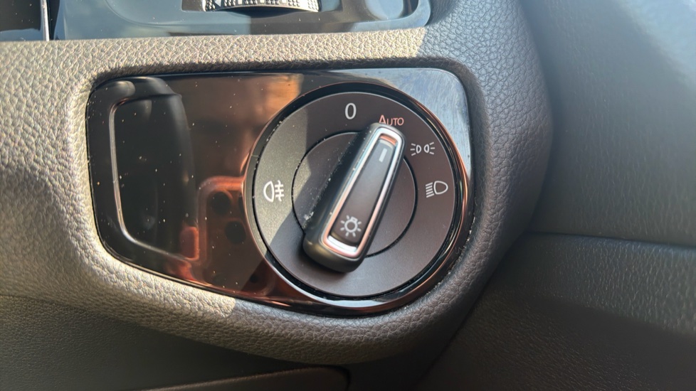 Volkswagen Golf 1.5 TSI EVO 150 R-Line 5dr Petrol Hatchback - Image 23
