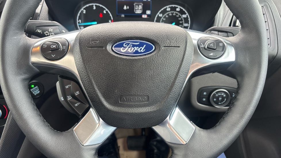 Ford Tourneo Connect 1.5 EcoBlue 120 Titanium 5dr Powershift Diesel Estate - Image 28