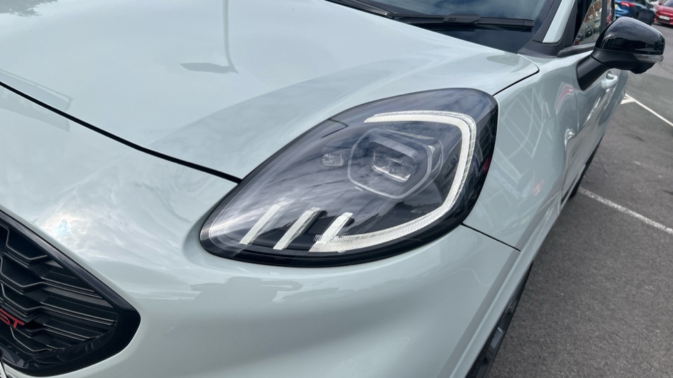 Ford Puma ST 1.0 EcoBoost Hybrid mHEV 170 ST 5dr DCT Petrol Hatchback - Image 37