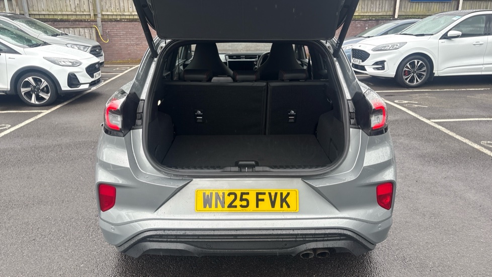 Ford Puma ST 1.0 EcoBoost Hybrid mHEV ST 5dr DCT Petrol Hatchback - Image 4