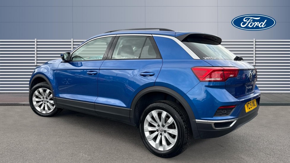 Volkswagen T-Roc 1.6 TDI SE 5dr Diesel Hatchback - Image 2