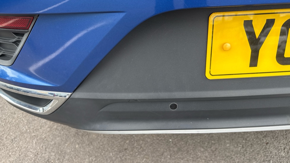 Volkswagen T-Roc 1.6 TDI SE 5dr Diesel Hatchback - Image 21