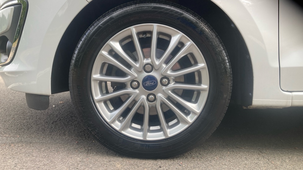 Ford KA+ 1.2 85 Zetec 5dr Petrol Hatchback - Image 7
