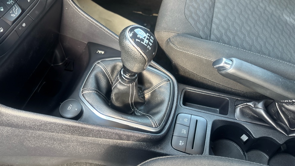 Ford Fiesta 1.0 EcoBoost Titanium 5dr Petrol Hatchback - Image 13