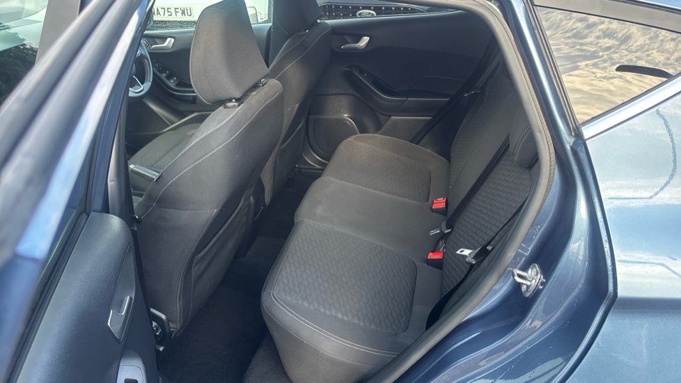 Ford Fiesta 1.0 EcoBoost Titanium 5dr Petrol Hatchback - Image 16