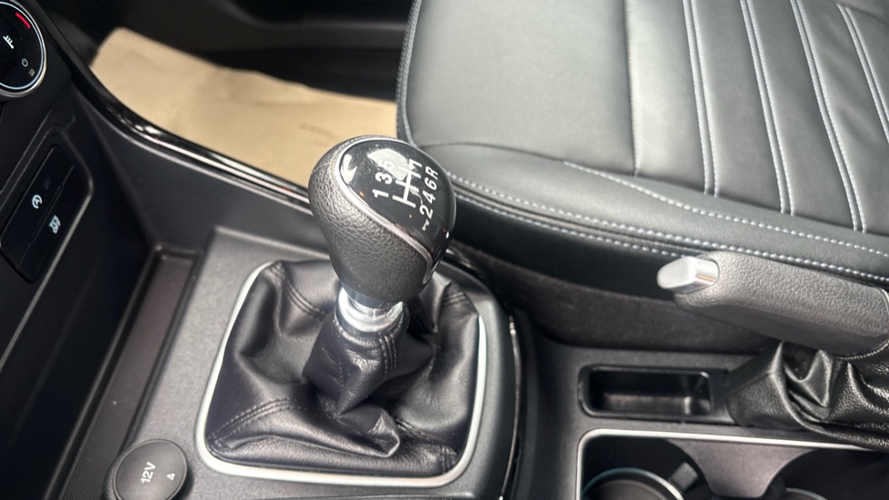 Ford EcoSport 1.0 EcoBoost 125 Active 5dr Petrol Hatchback - Image 13