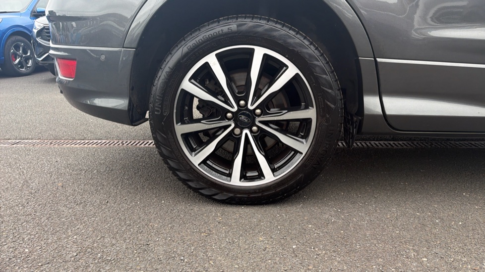 Ford Kuga 1.5 EcoBoost ST-Line 5dr 2WD Petrol Estate - Image 8