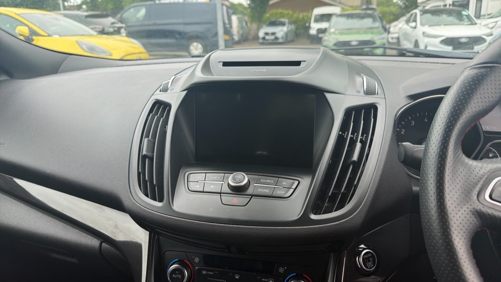 Ford Kuga 1.5 EcoBoost ST-Line 5dr 2WD Petrol Estate - Image 12