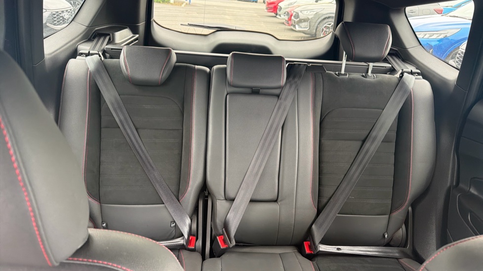 Ford Kuga 1.5 EcoBoost ST-Line 5dr 2WD Petrol Estate - Image 15