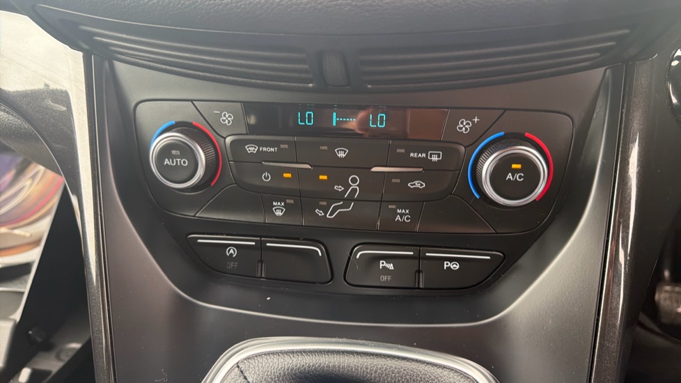Ford Kuga 1.5 EcoBoost ST-Line 5dr 2WD Petrol Estate - Image 29