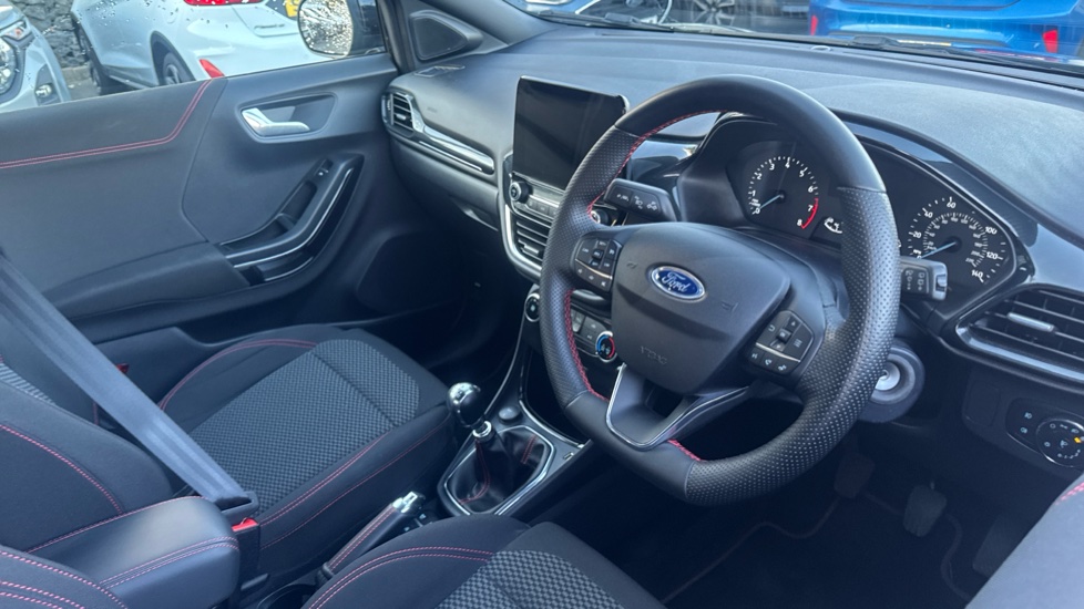 Ford Puma 1.0 EcoBoost Hybrid mHEV ST-Line 5dr Petrol Hatchback - Image 11