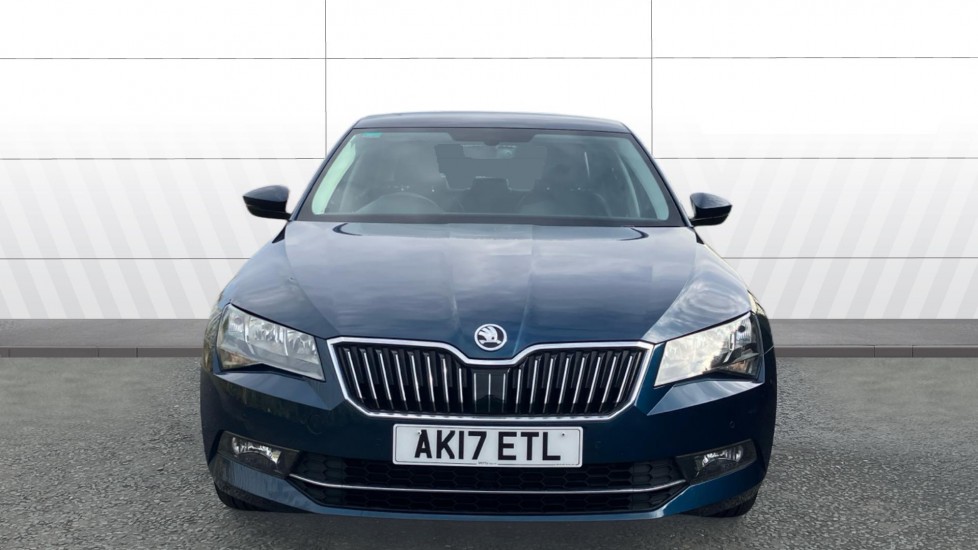 Skoda Superb 2.0 TDI CR SE Business 5dr Diesel Hatchback - Image 3