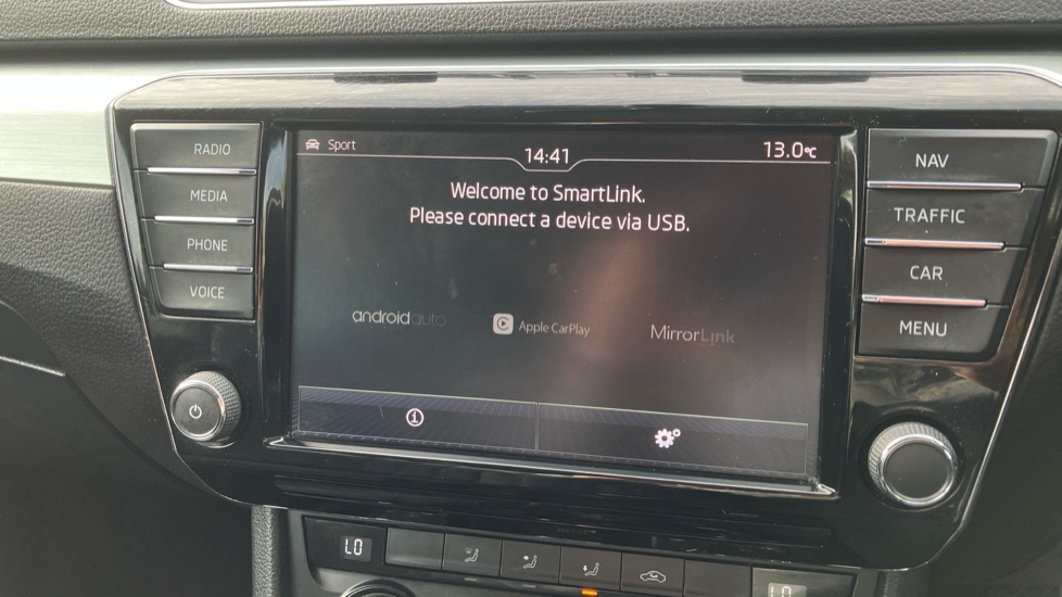 Skoda Superb 2.0 TDI CR SE Business 5dr Diesel Hatchback - Image 22