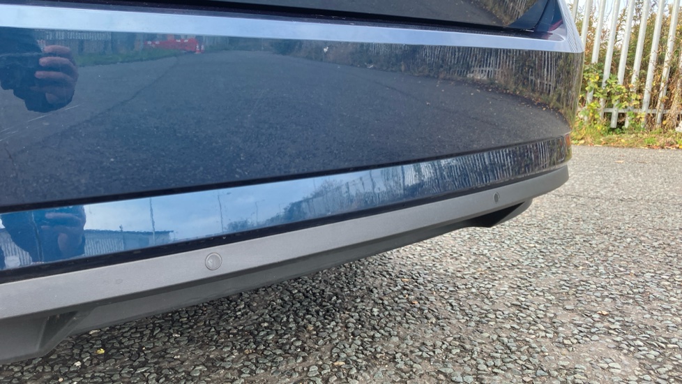 Skoda Superb 2.0 TDI CR SE Business 5dr Diesel Hatchback - Image 29