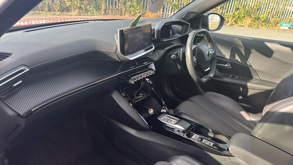 Peugeot 2008 1.2 PureTech 130 GT 5dr EAT8 Petrol Estate - Image 9